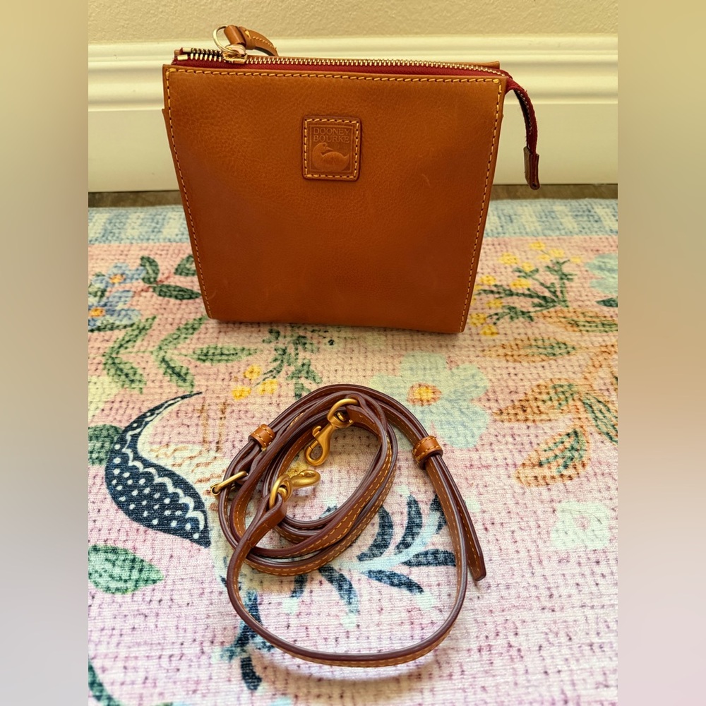 Dooney & Bourke Florentine Janine Crossbody Bag
